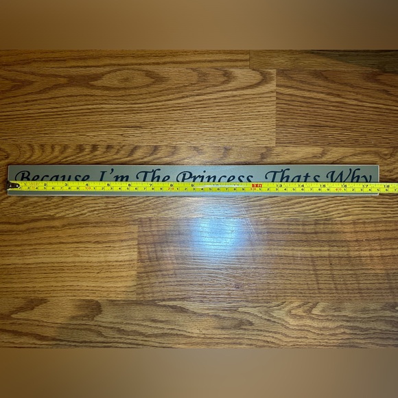 Princess Sign - Picture 5 of 8